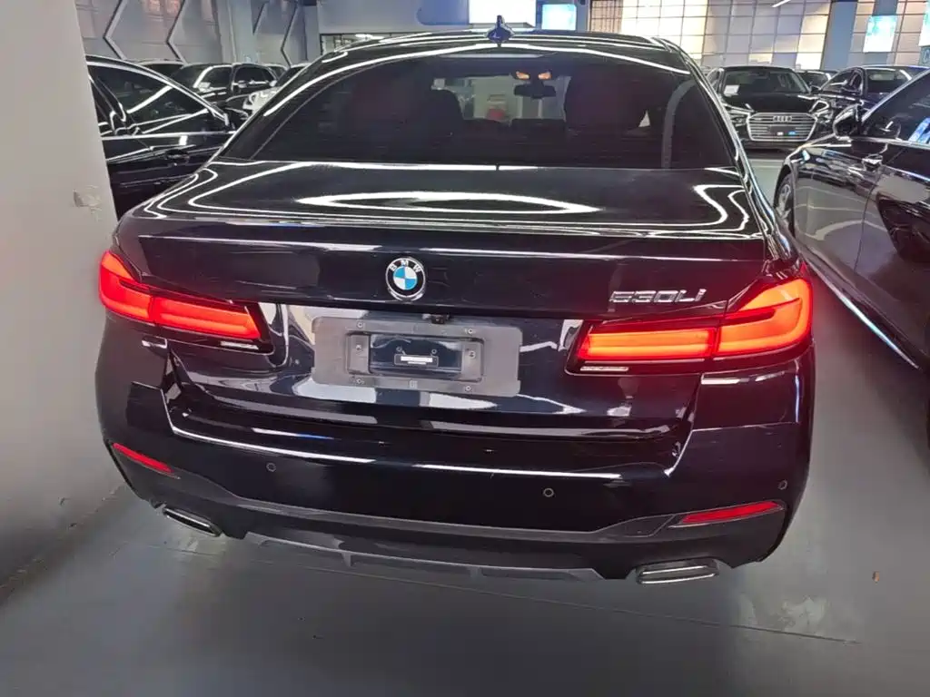 BMW 5 Series 2022 facelift 2 530Li leading M sports package купить на сайте DeffCars