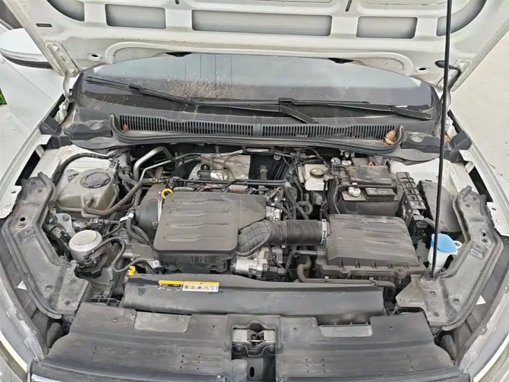 Lavida 2023 Xinrui 1.5L Automatic Xinyi Edition купить на сайте DeffCars