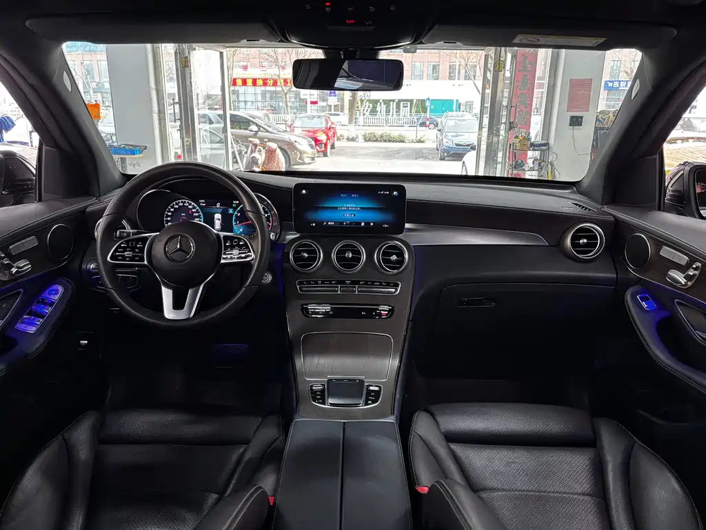Mercedes-Benz GLC 2023 GLC 260 L 4MATIC luxury model 5 seats купить на сайте DeffCars