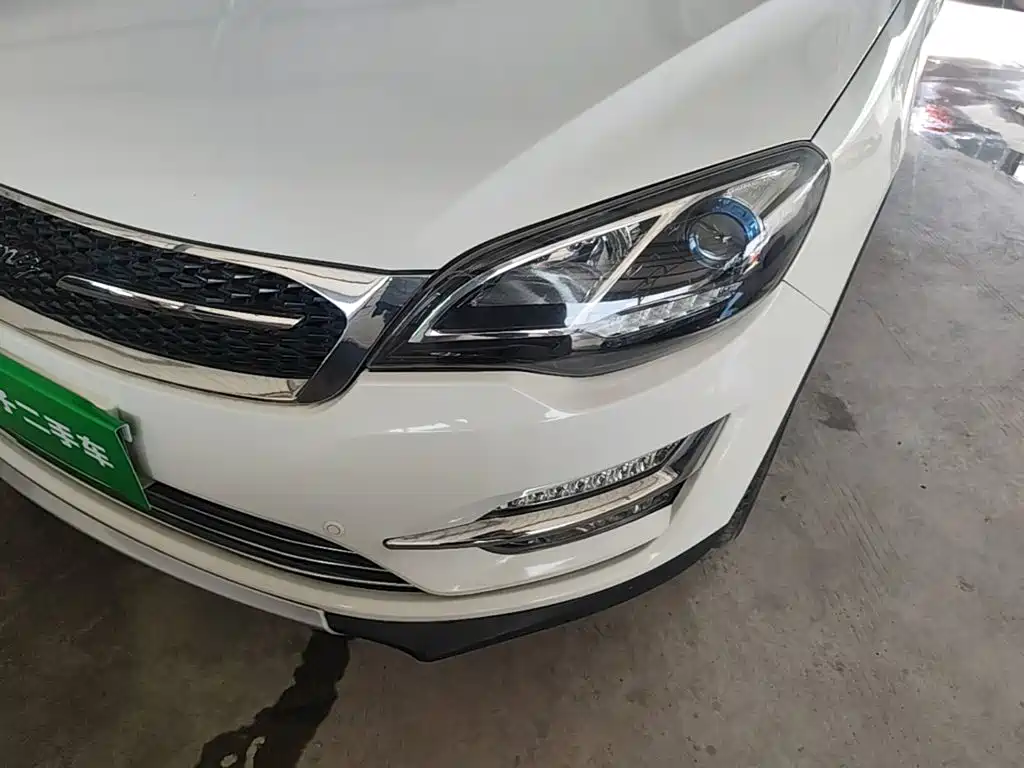 Damai X5 2017 upgraded version 1.5T CVT landlord type купить на сайте DeffCars