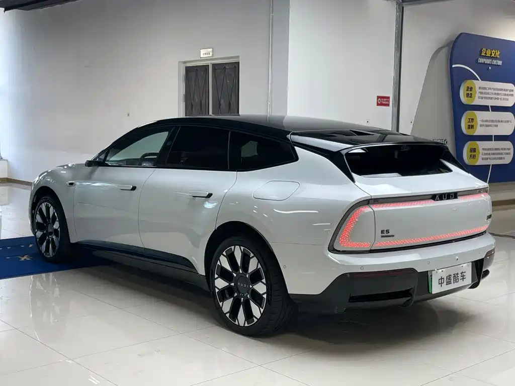 Audi E5 Sportback 2026 flagship quattro купить на сайте DeffCars