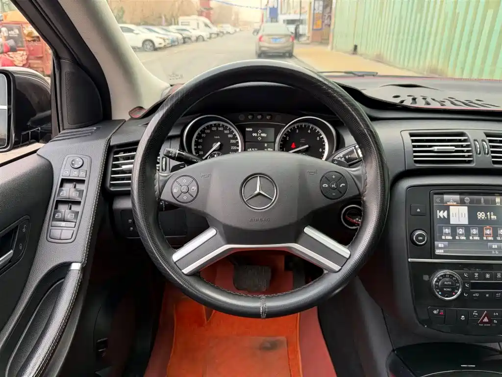 Mercedes-Benz R-Class 2017 R 320 4MATIC Luxury Edition купить на сайте DeffCars