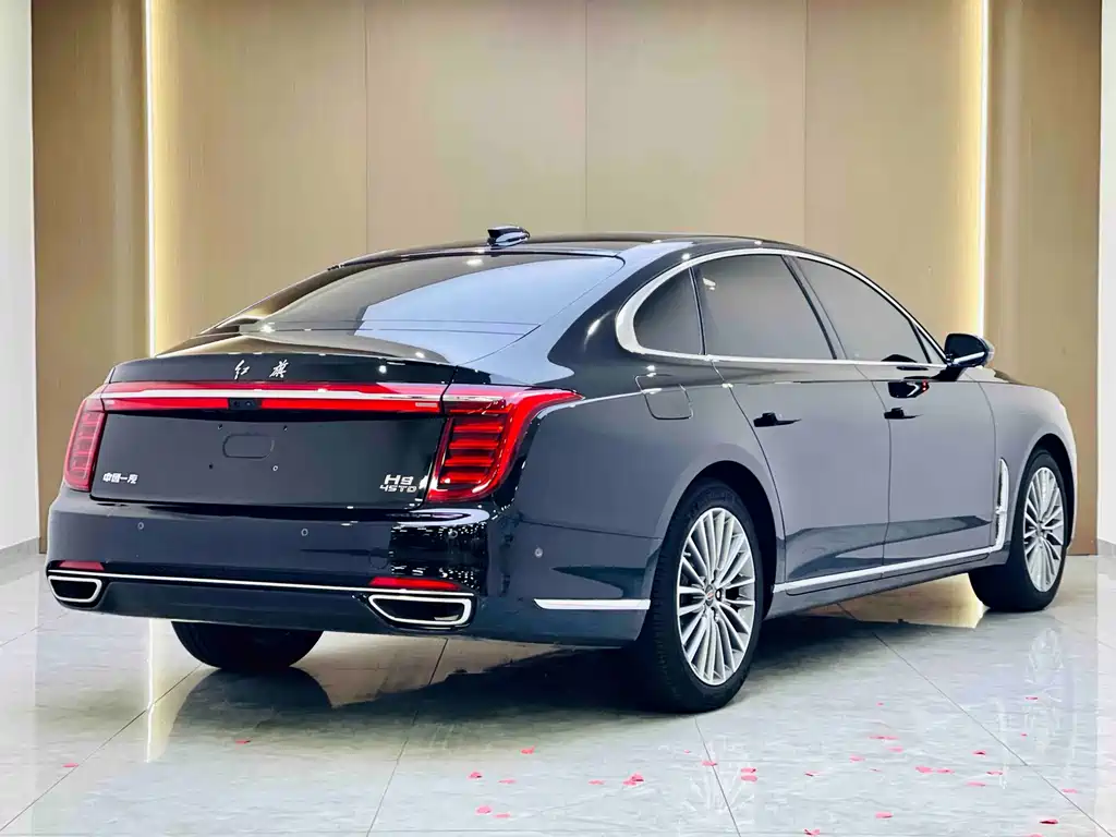 Hongqi H9 2022 2.0T Zhilianqi Chang Edition купить на сайте DeffCars