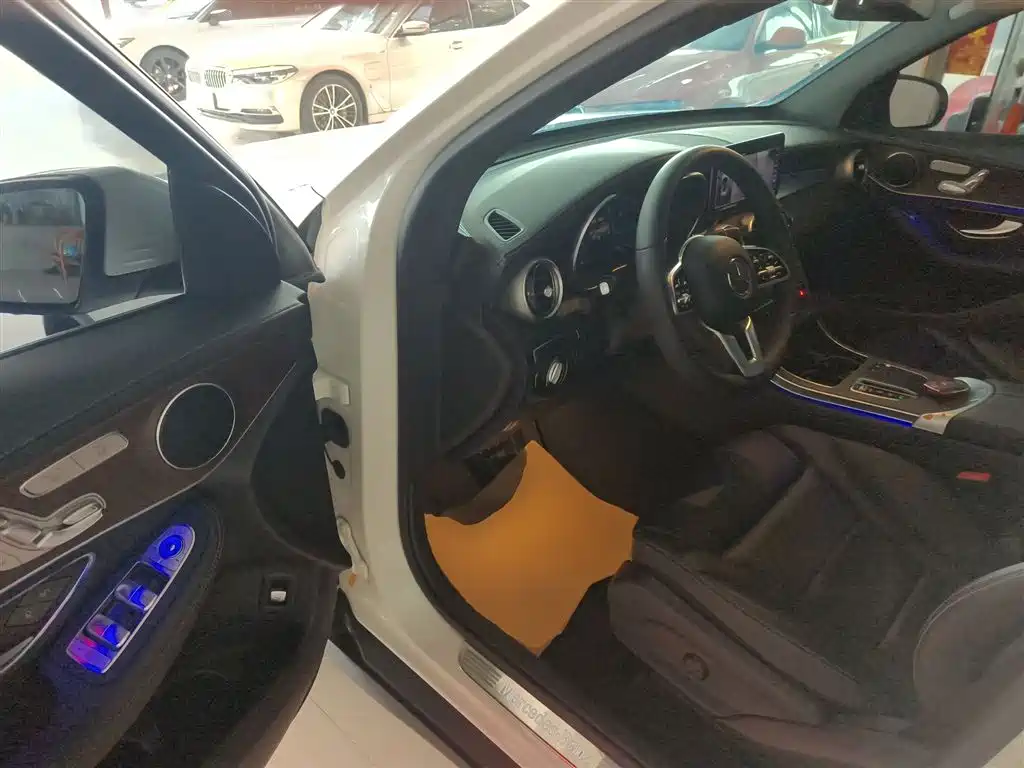 Mercedes-Benz GLC 2022 facelift GLC 260 L 4MATIC luxury model купить на сайте DeffCars