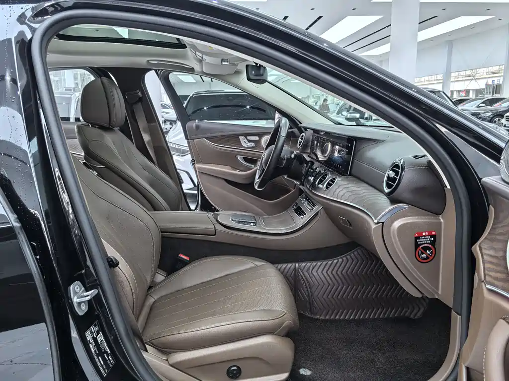 Mercedes-Benz E-Class 2023 E 300 L Fashion купить на сайте DeffCars