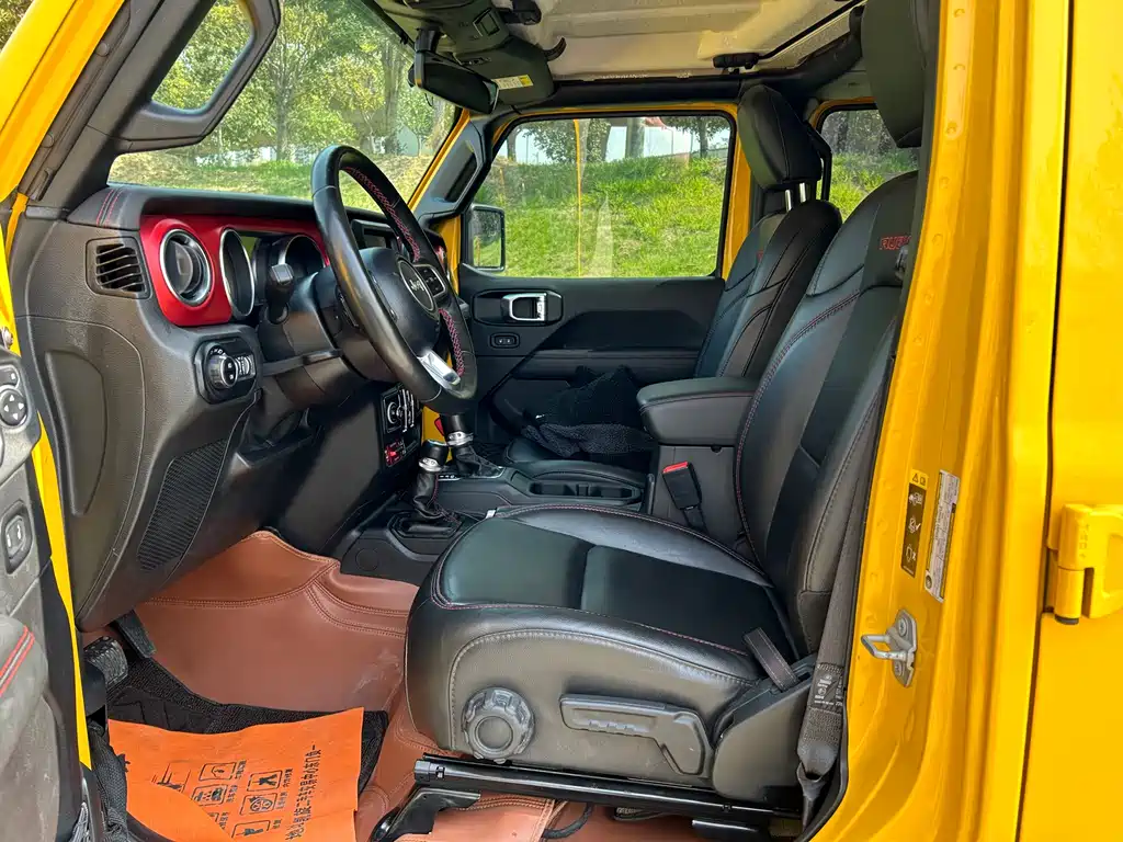 Wrangler 2021 2.0T Robin Hood Four-Door Edition купить на сайте DeffCars
