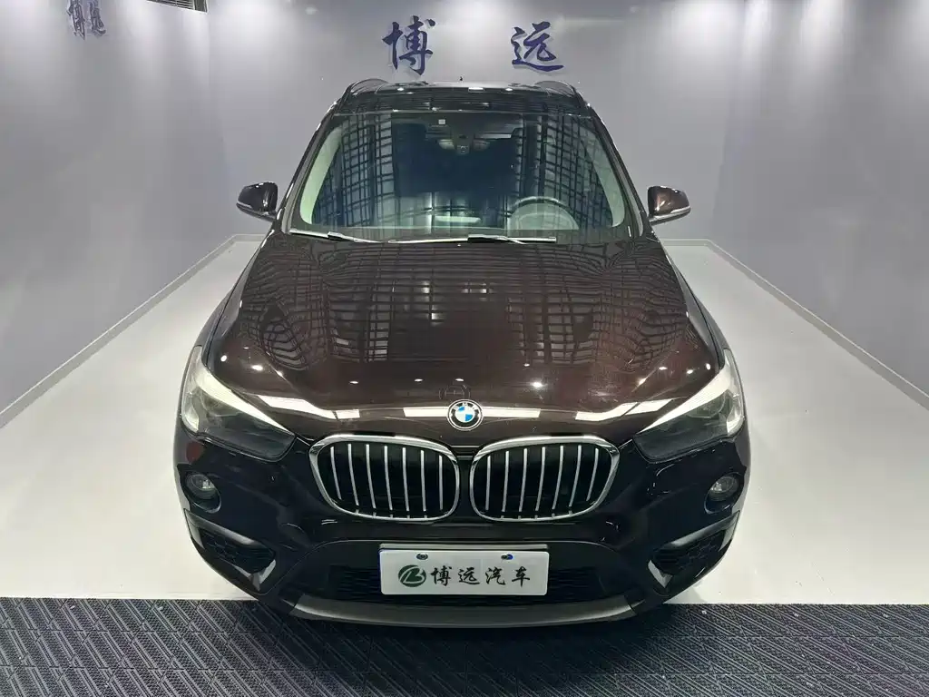 BMW X1 2016 sDrive18Li Fashion Edition купить на сайте DeffCars