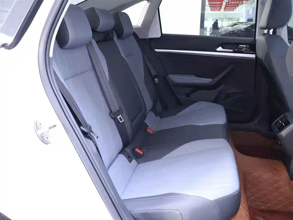Lavida 2024 1.5L automatic 5 million version купить на сайте DeffCars