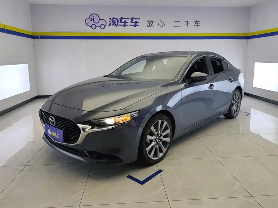 Mazda3 Angkesela 2023 2.0L Automatic Premium Edition купить на сайте DeffCars