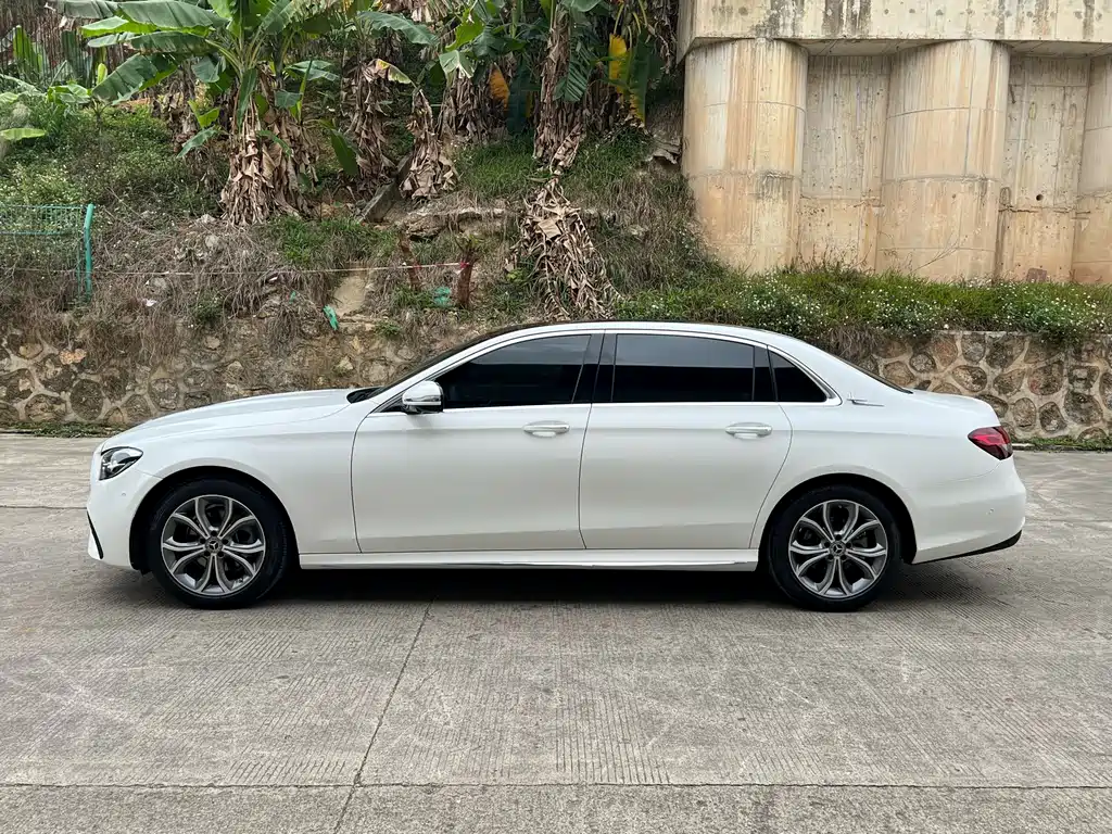 Mercedes-Benz E-Class 2021 E 300 L Sports Luxury купить на сайте DeffCars