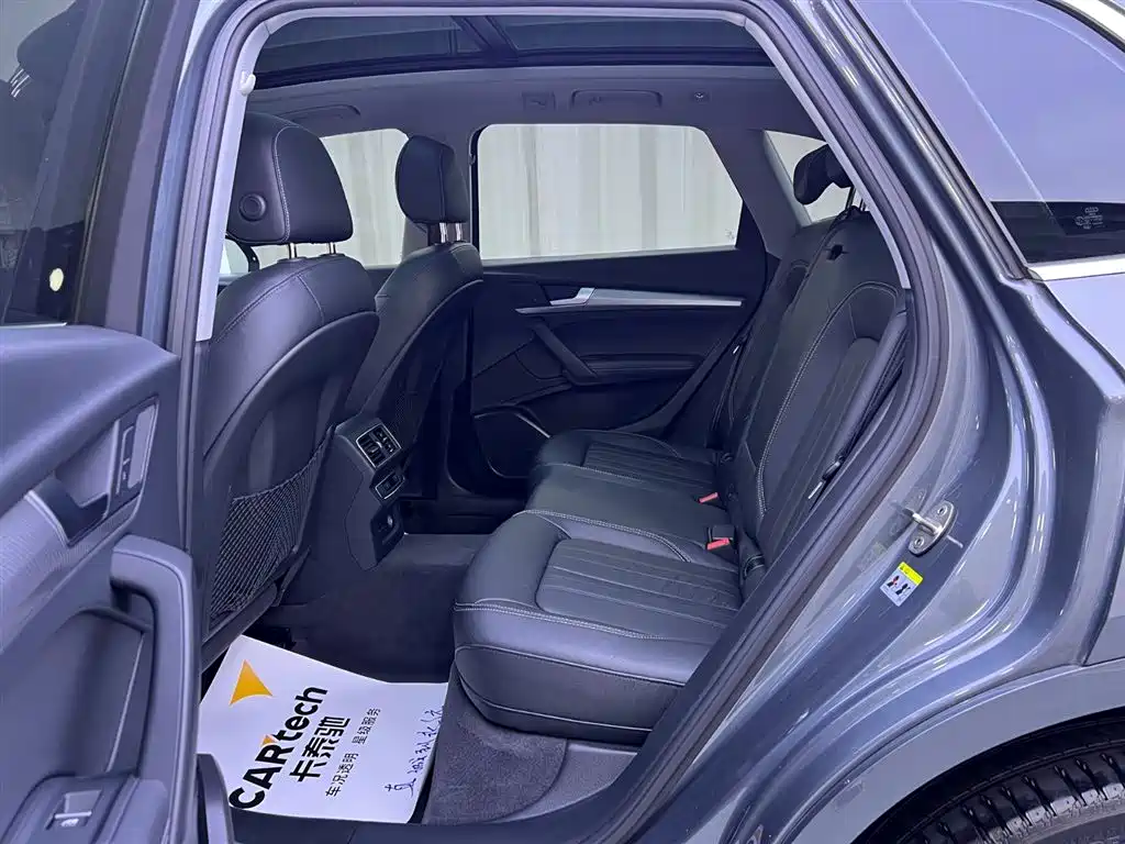 Audi Q5L 2020 45 TFSI exclusive fashion model купить на сайте DeffCars
