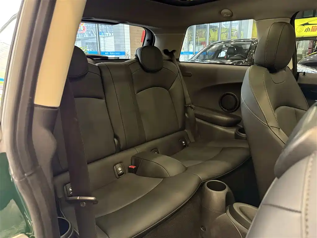 MINI 2022 1.5T COOPER Classic купить на сайте DeffCars