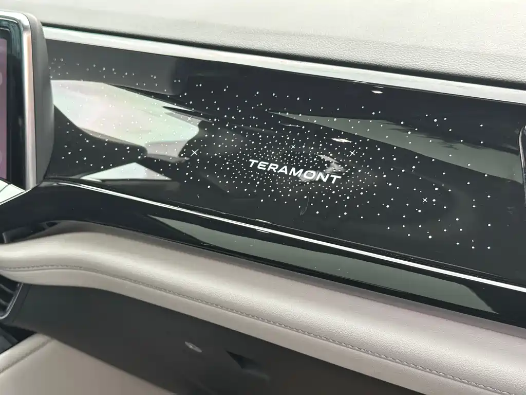 Touron 2021 380TSI four-wheel drive supreme flagship version купить на сайте DeffCars