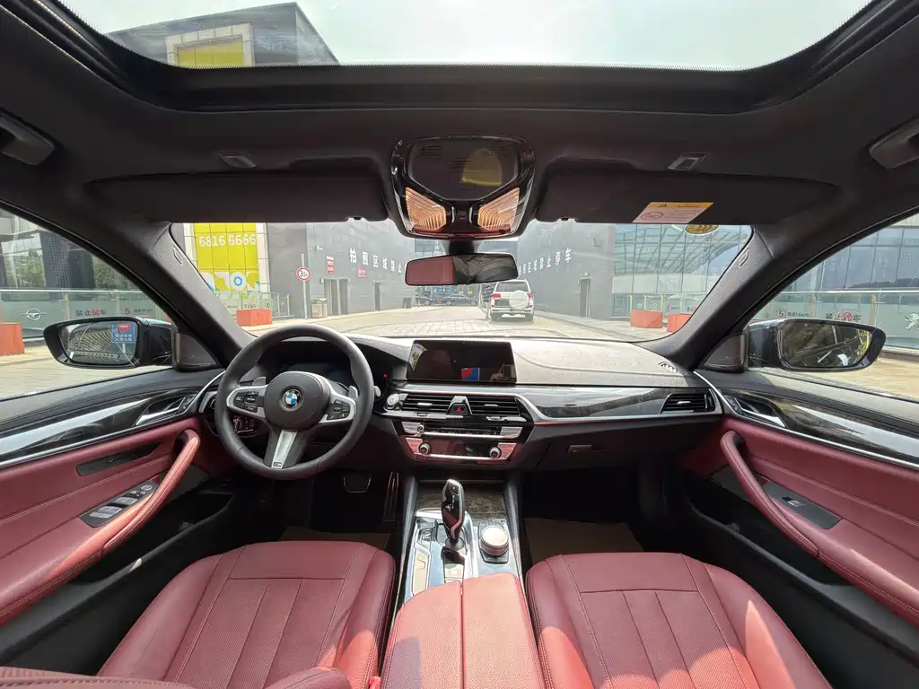 BMW 5 Series 2019 530Li Exclusive M Sports Package купить на сайте DeffCars