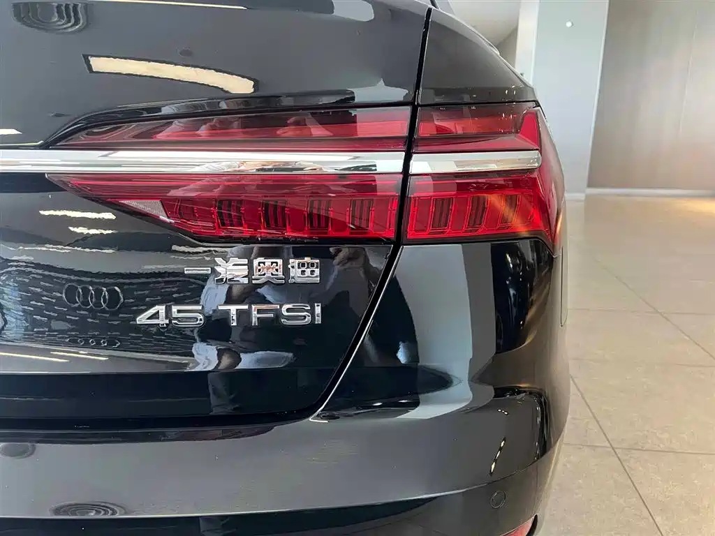 Audi A6L 2020 45 TFSI Premium Dynamic Model купить на сайте DeffCars
