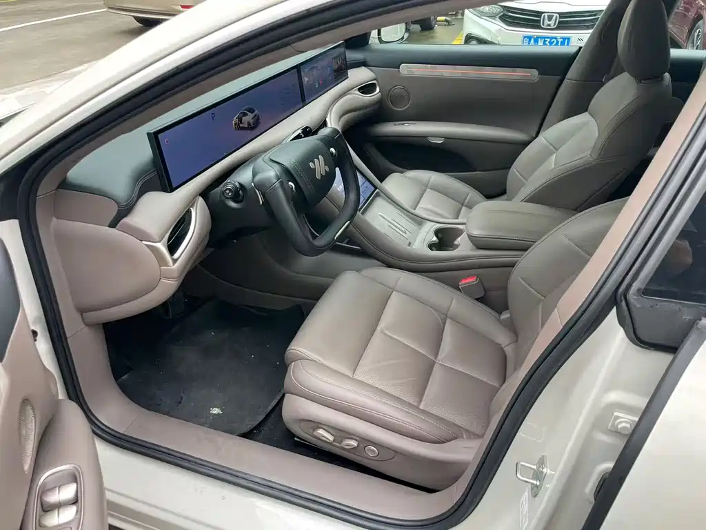 Zhiji L6 2025 Ultra купить на сайте DeffCars