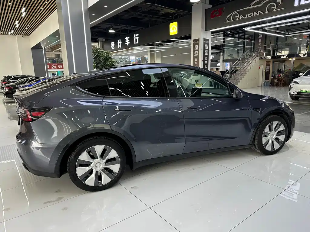 Model Y 2022 facelift rear-wheel drive version купить на сайте DeffCars