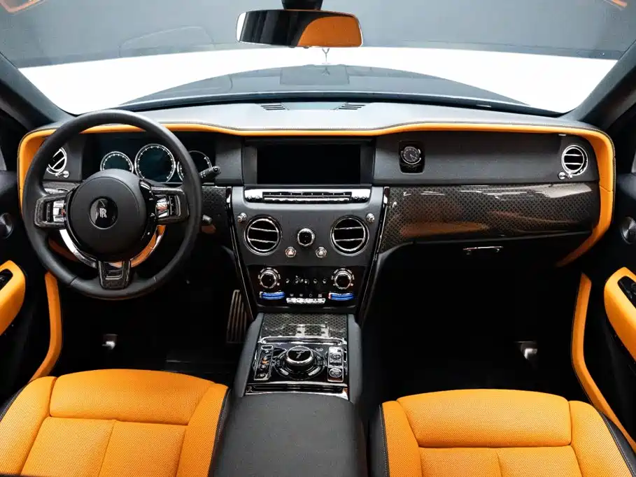 Cullinan 2020 Black Badge купить на сайте DeffCars