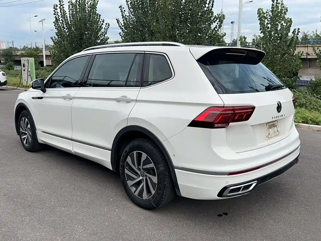 Tiguan L plug-in hybrid 2022 430PHEV plug-in hybrid flagship version купить на сайте DeffCars