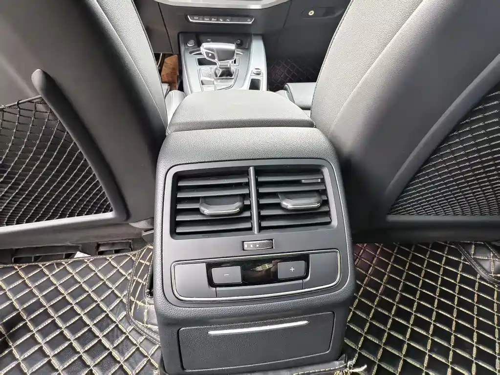 Audi A4L 2020 40 TFSI luxury and dynamic model купить на сайте DeffCars