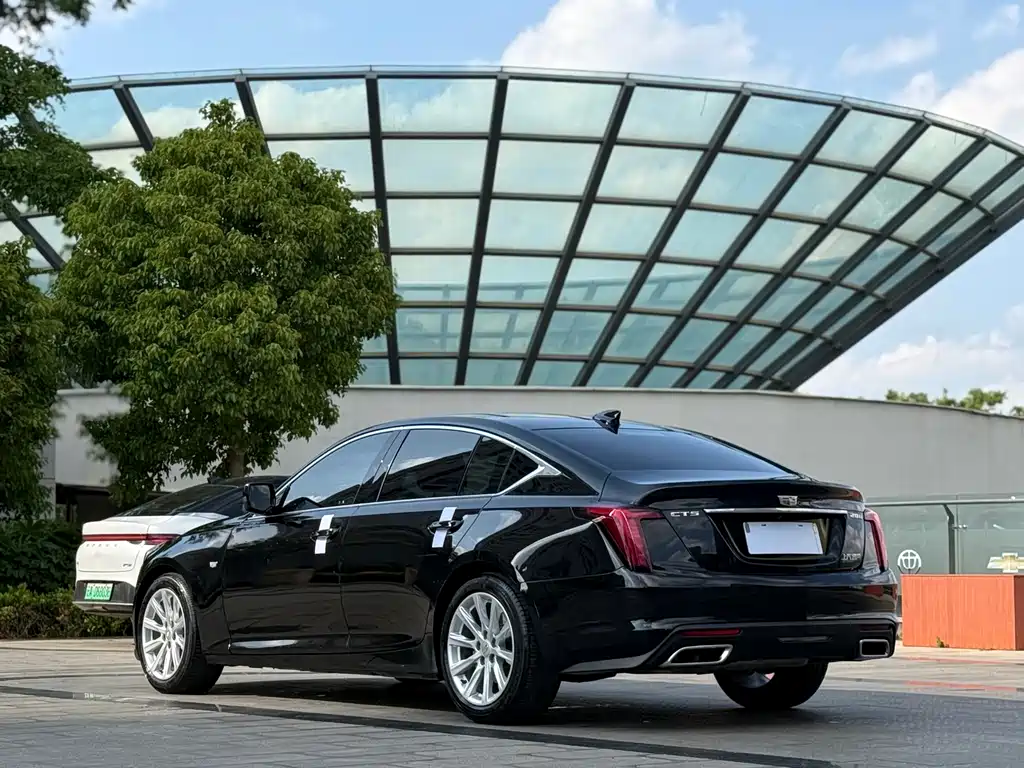 Cadillac CT5 2022 28T Fashion Model купить на сайте DeffCars