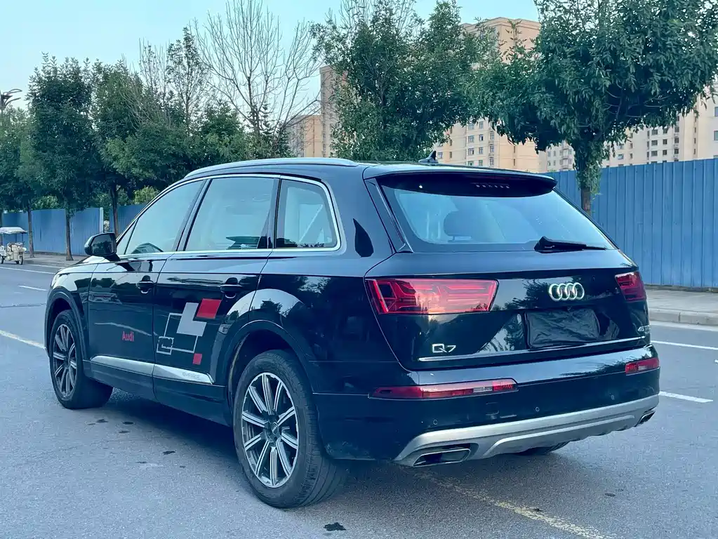 Audi Q7 2016 45 TFSI Technology купить на сайте DeffCars