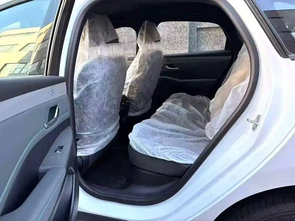Qin PLUS 2026 DM-i 128KM aggressive model купить на сайте DeffCars