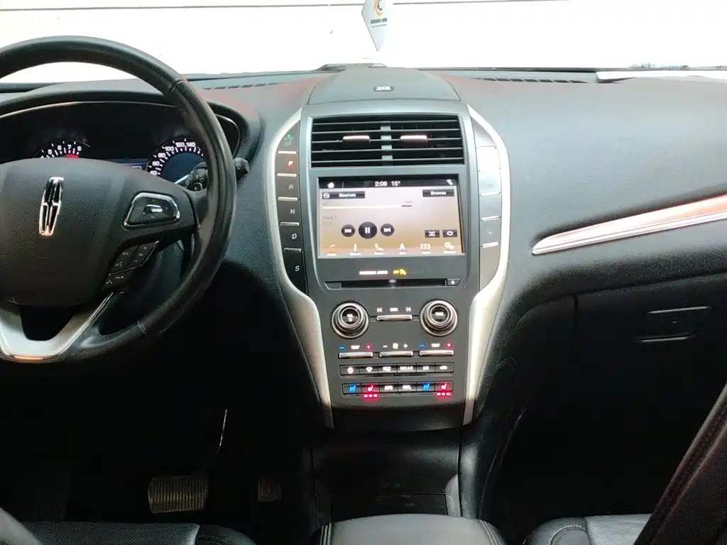 Lincoln MKC 2019 2.0T 2WD Premium Edition National VI купить на сайте DeffCars