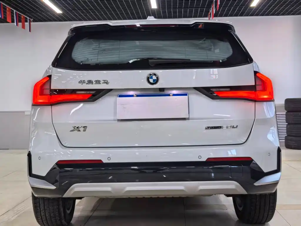 BMW X1 2023 sDrive20Li X Design Package купить на сайте DeffCars