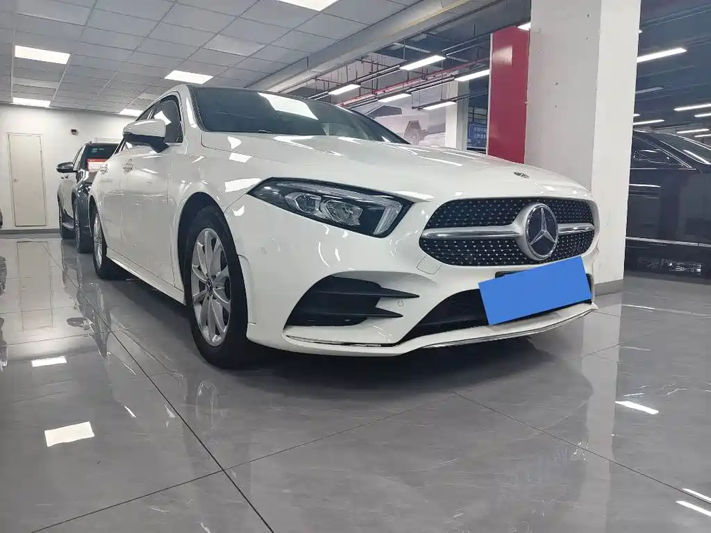 Mercedes-Benz A-Class 2020 A 200 L Sports Sedan купить на сайте DeffCars