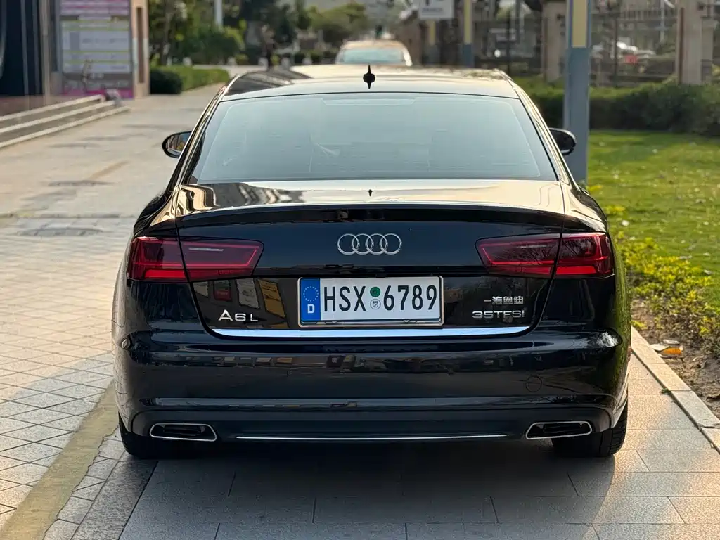 Audi A6L 2018 30th Anniversary Model TFSI Enterprising купить на сайте DeffCars
