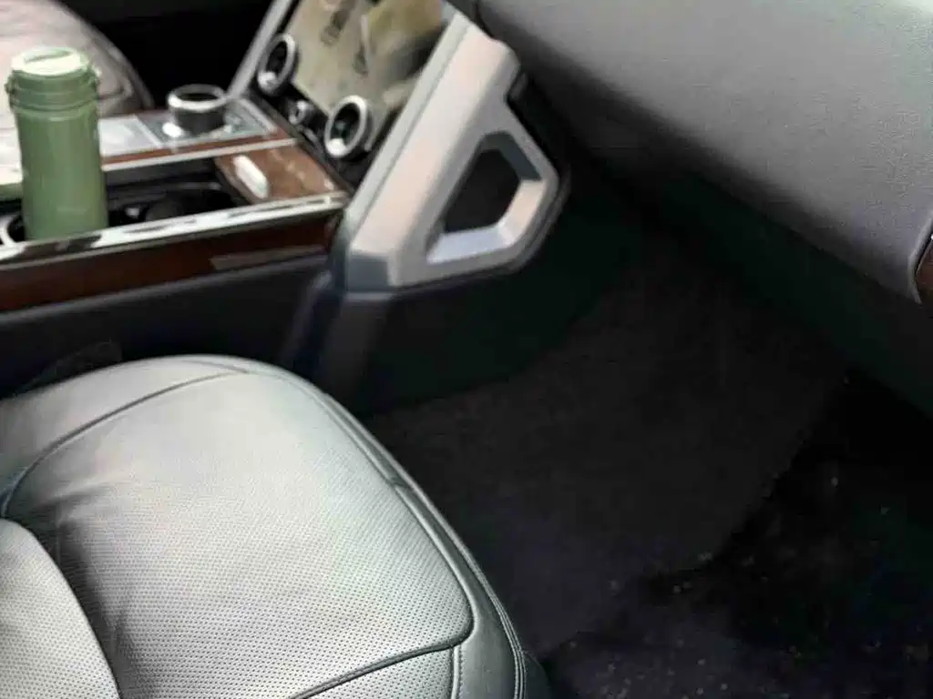 Range Rover 2021 3.0 L6 Legend Extended Classic Edition купить на сайте DeffCars