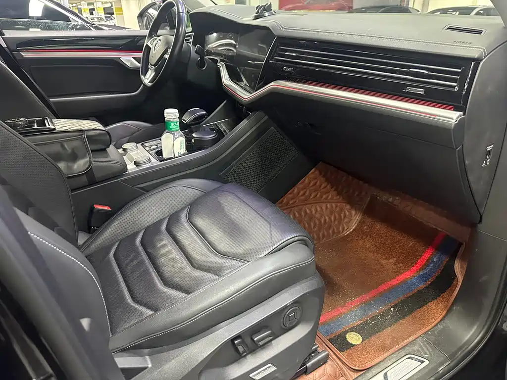 Touareg 2019 2.0TSI Sharp Wing Edition National VI купить на сайте DeffCars