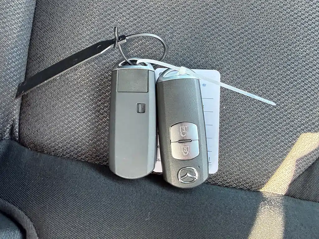 Mazda CX-4 2021 2.0L automatic two-wheel drive Blue Sky Vitality Edition купить на сайте DeffCars