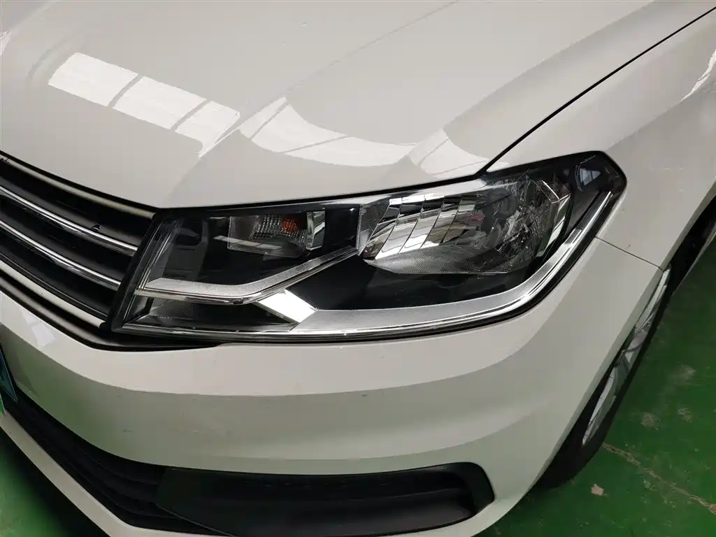 Santana 2018 1.5L Manual Fashion Edition купить на сайте DeffCars