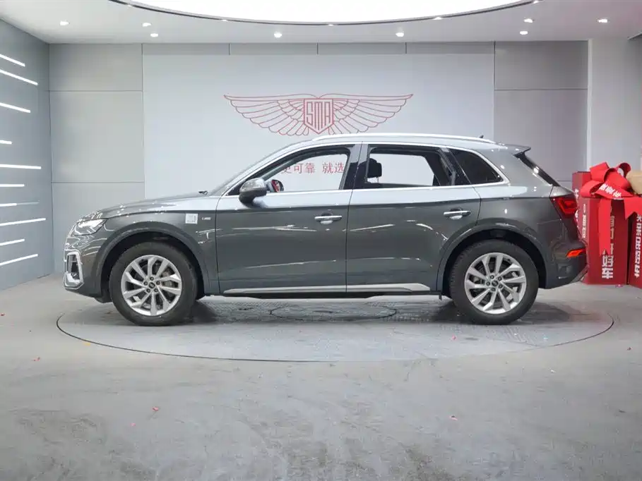 Audi Q5L 2022 facelift 40T luxury and dynamic model купить на сайте DeffCars