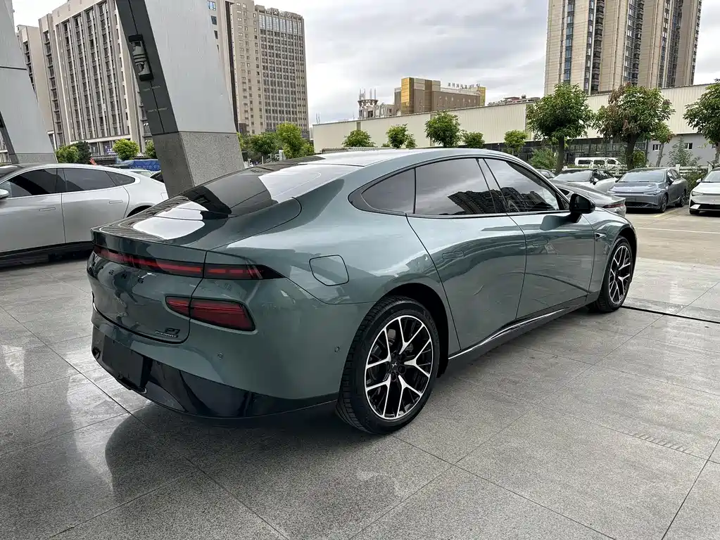 Xpeng P7 2023 model P7i 702 Max купить на сайте DeffCars