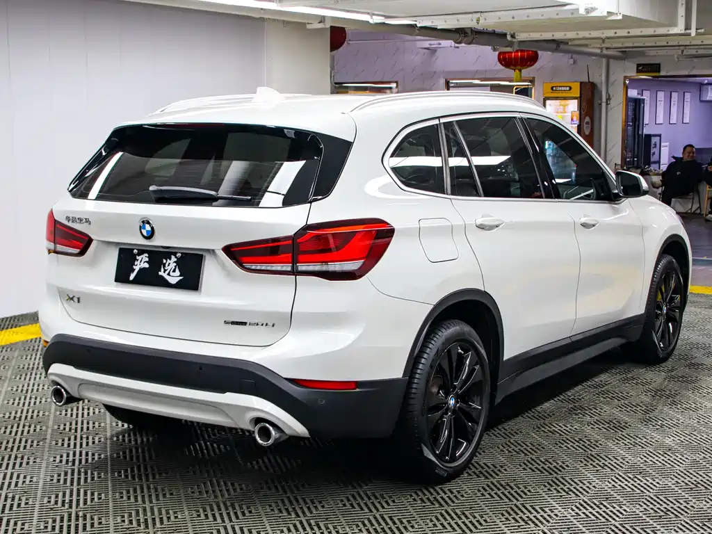 BMW X1 2022 sDrive20Li Fashion Model купить на сайте DeffCars