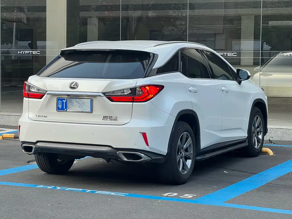 Lexus RX 2016 300 2WD Elite Edition National V купить на сайте DeffCars