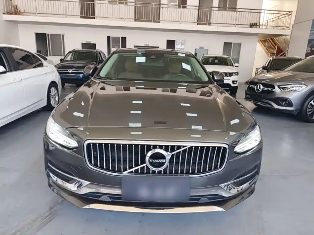 Volvo S90 2019 T5 Smart Edition купить на сайте DeffCars