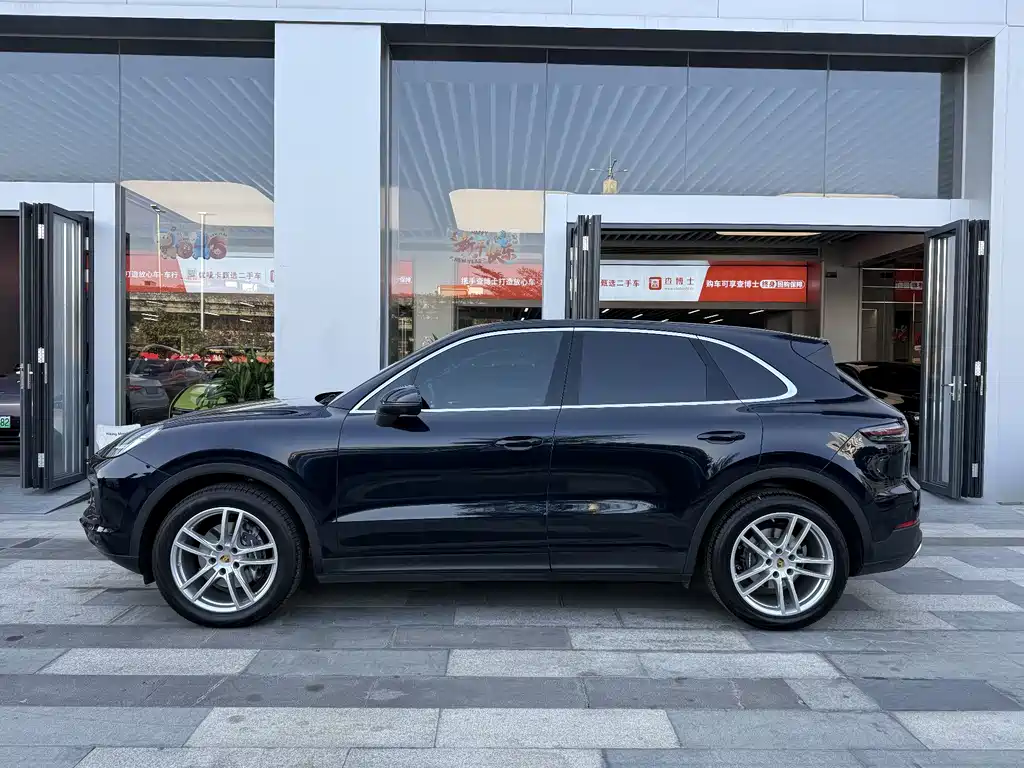 Cayenne 2023 Cayenne 3.0T купить на сайте DeffCars