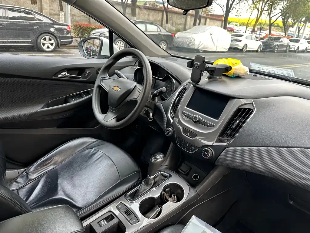 Cruze 2018 320 Automatic Pioneer Sunroof Edition купить на сайте DeffCars