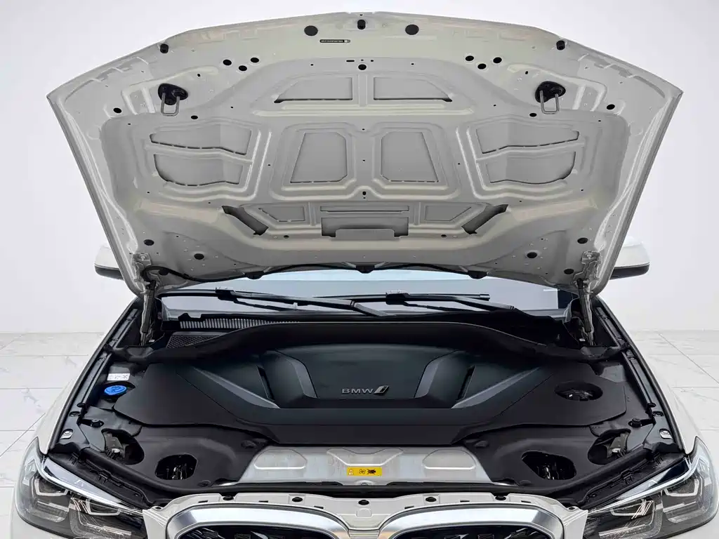 BMW iX3 2022 facelift leading model купить на сайте DeffCars