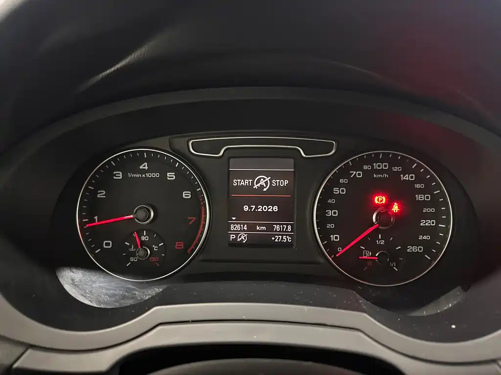 Audi Q3 2015 35 TFSI quattro technology купить на сайте DeffCars