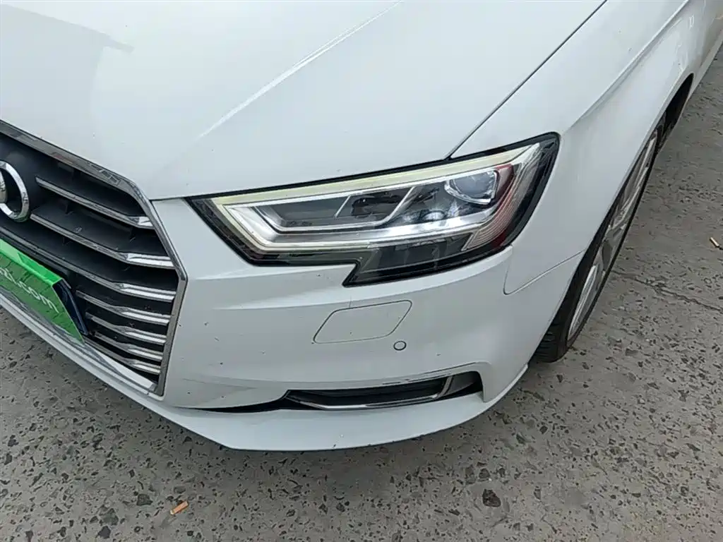 Audi A3 2018 30th Anniversary Model Sportback 35 TFSI Fashion Model купить на сайте DeffCars