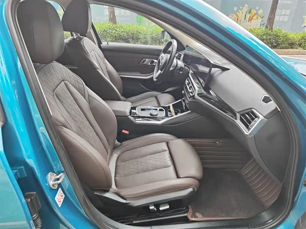 BMW i3 2022 eDrive 35 L купить на сайте DeffCars