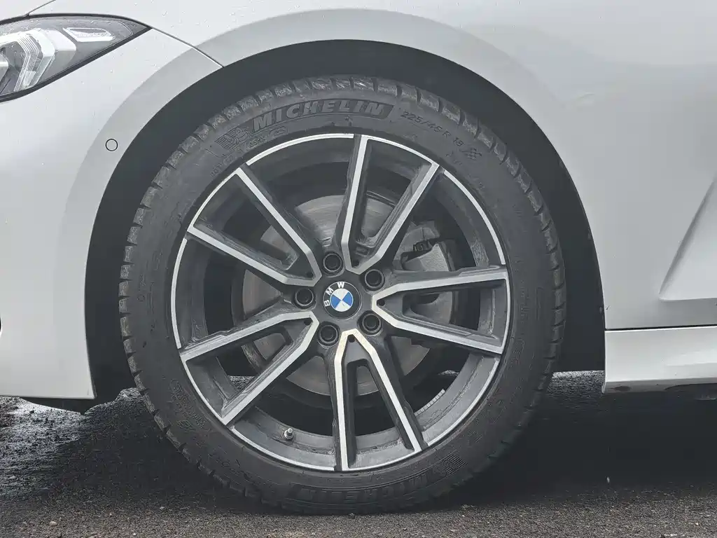 BMW 3 Series 2025 325Li M Sports Package купить на сайте DeffCars