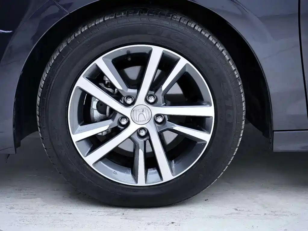 Model 2023 240TURBO CVT Technology Edition купить на сайте DeffCars