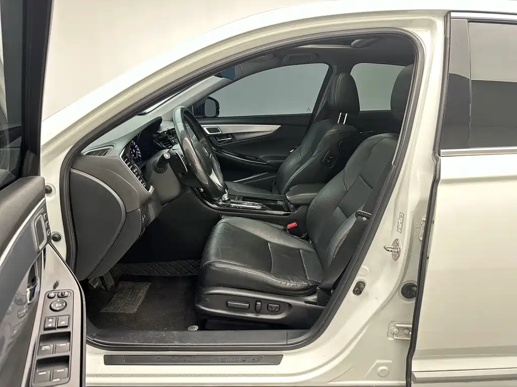 Sibo Rui 2017 2.0L Comfort Edition купить на сайте DeffCars