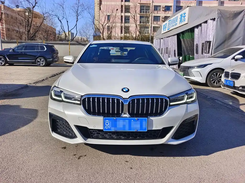 BMW 5 Series 2022 525Li M Sports Package купить на сайте DeffCars